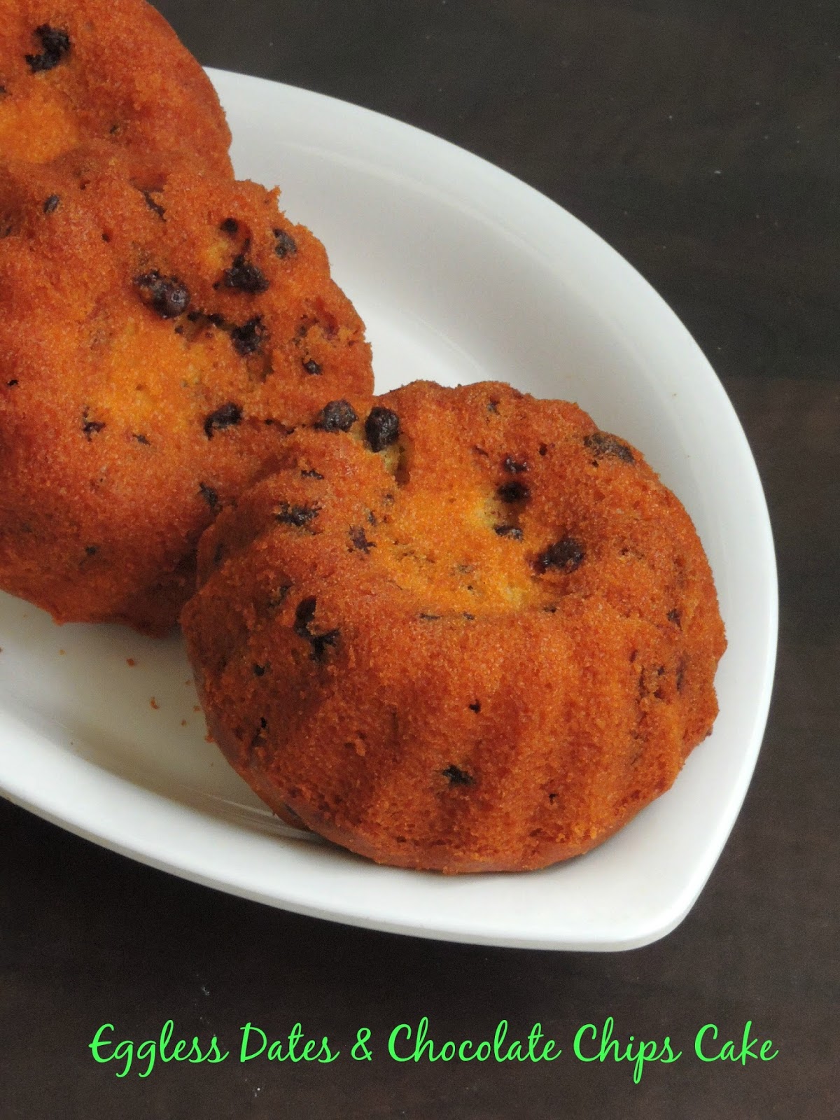 Eggless Dates & Chocolate Chips Mini Cake Cook N Click