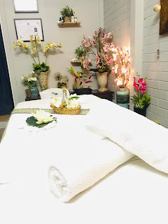 Cattleya Orchid Massage