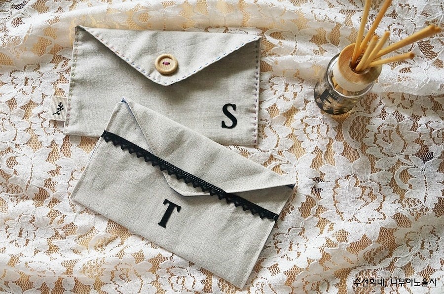 Money Holder / Fabric Envelope DIY DIY Tutorial Ideas!