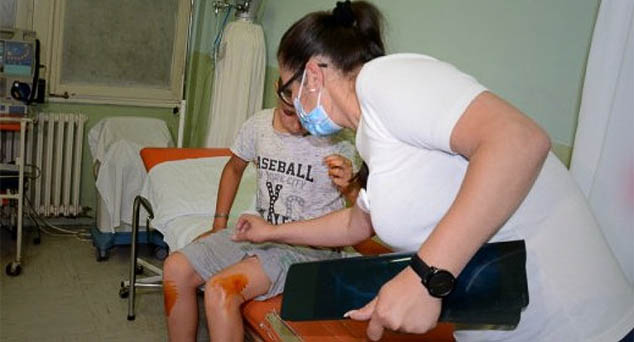 A thirteen-year-old boy, Nikola Perić was beaten on July 2 by a group of Albanians in the village of Gojbulja near Vučitrn.