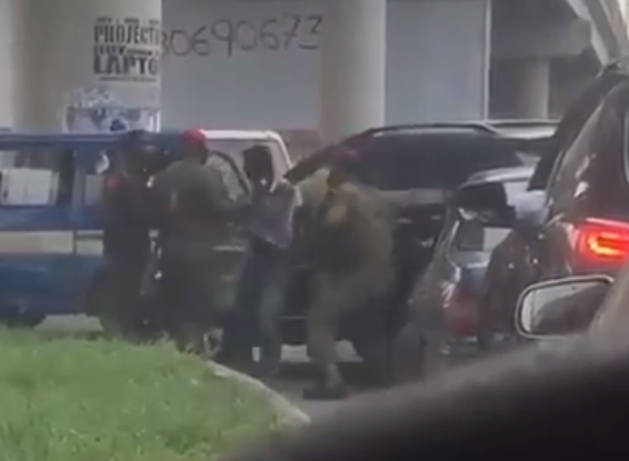 Untitled Watch: Man dragged out of his car and beaten by police in Port Harcourt