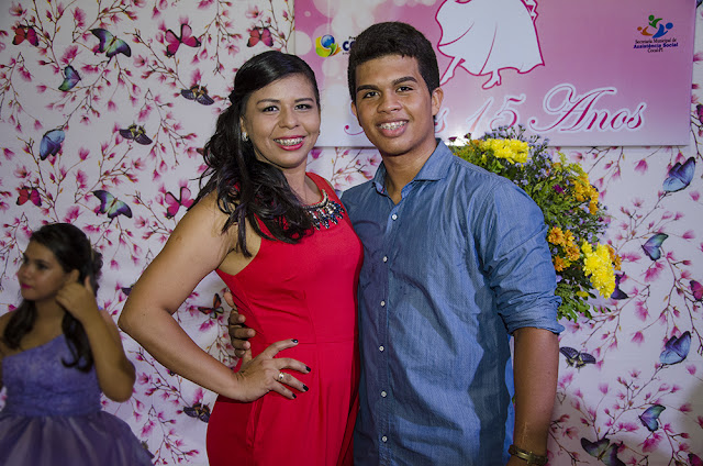 Prefeitura de Cocal realiza baile de debutantes para 15 jovens - Imagem 51