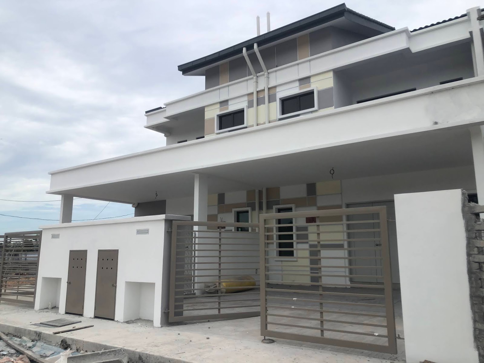 Rumah Teres 2 Tingkat, Jalan Bangau, Telok Panglima Garang 14% Rebate