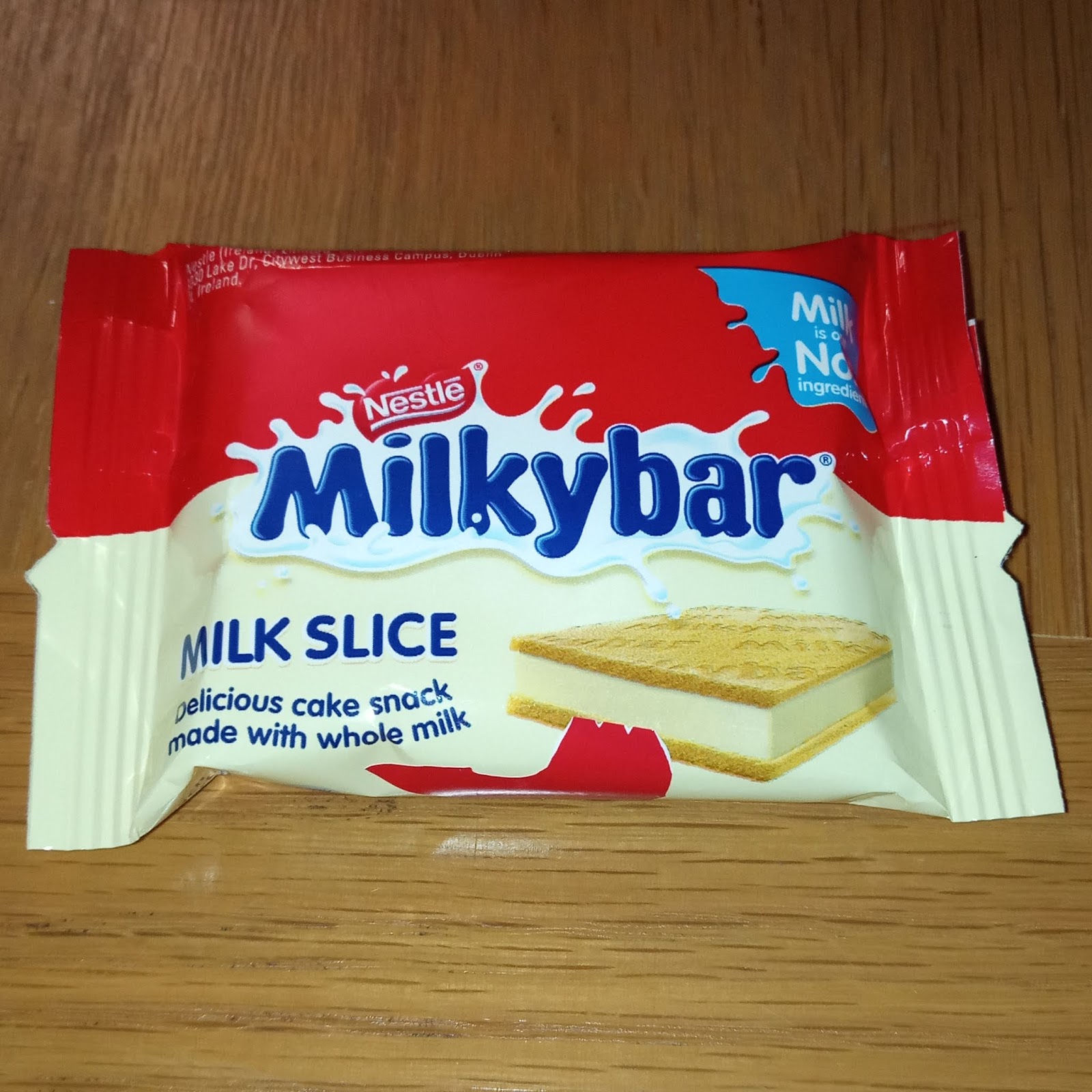 Supersupergirl's Food Reviews [Review] Nestle Milkybar Milk Slice