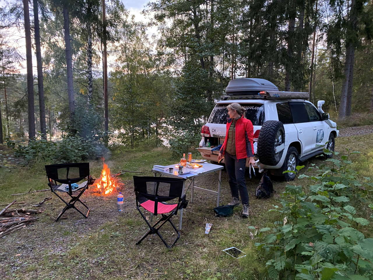 overlanding-sweden-2020-offroad-campfire-vanlife-2.jpg