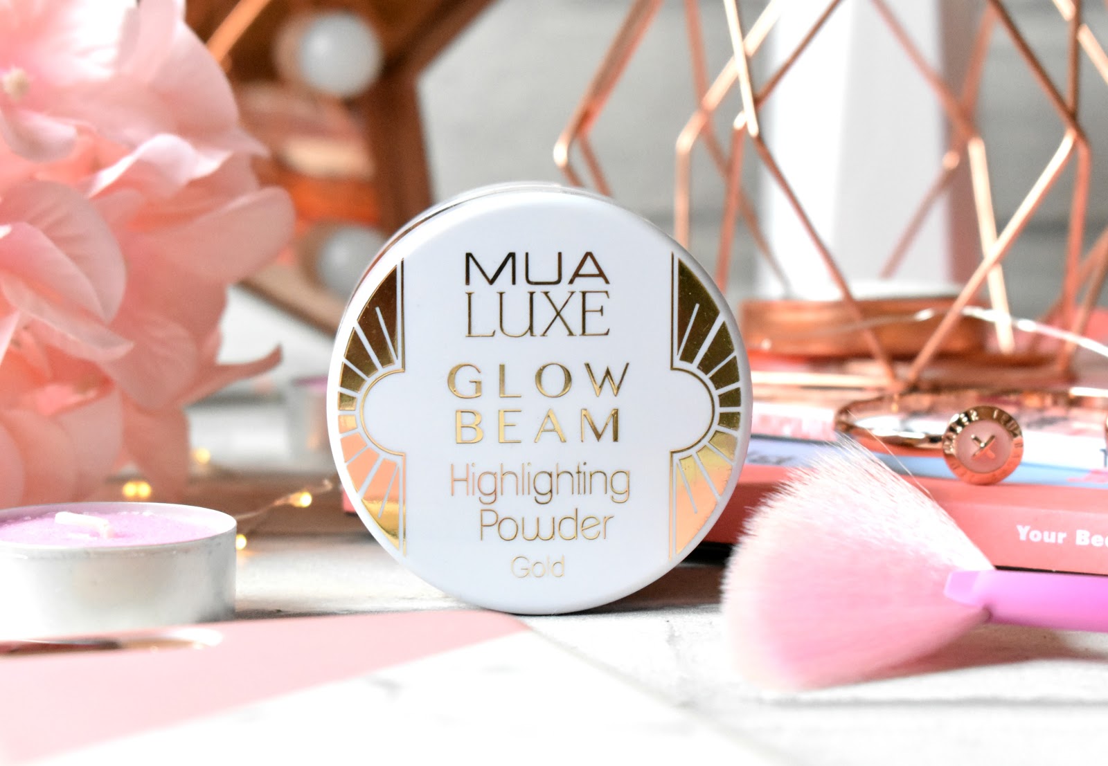 sæt indgang Begyndelsen MUA Luxe Glow Beam Highlighting Powder Review