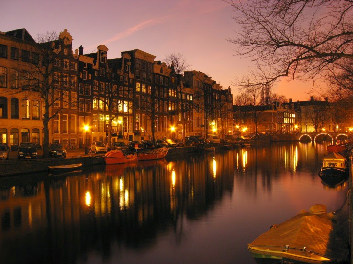 The Canal Ring of Amsterdam, Netherlands | 10 Places to See Beautiful Sunset Around The World The Canal Ring of Amsterdam, Netherlands | 10 Places to See Beautiful Sunset Around The World