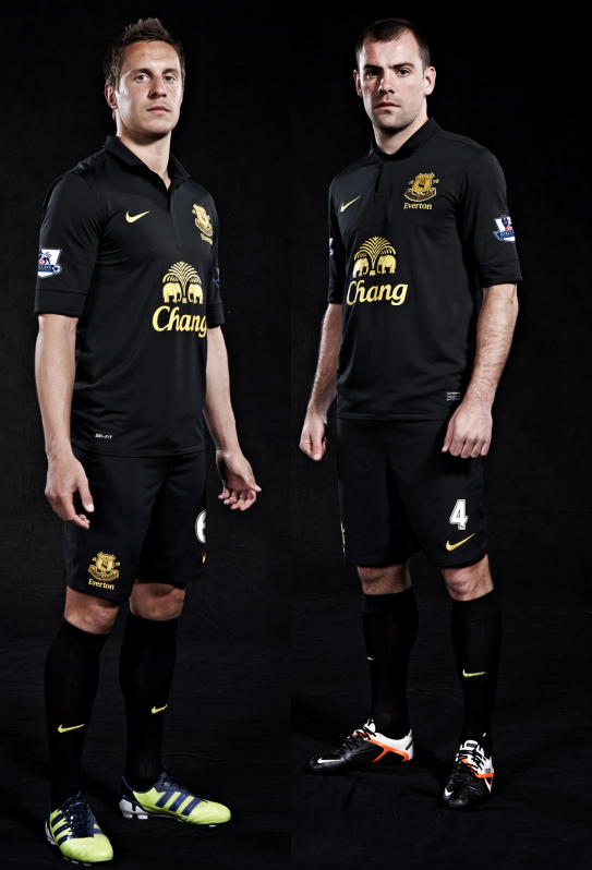 Everton black and gold kit Clearance