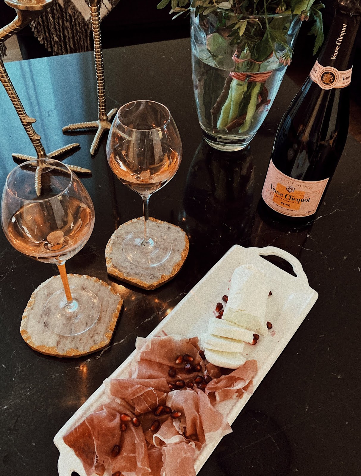 ROSÉ CHAMPAGNE & FOOD PAIRING IDEAS FOR WOMEN'S DAY LaptrinhX / News
