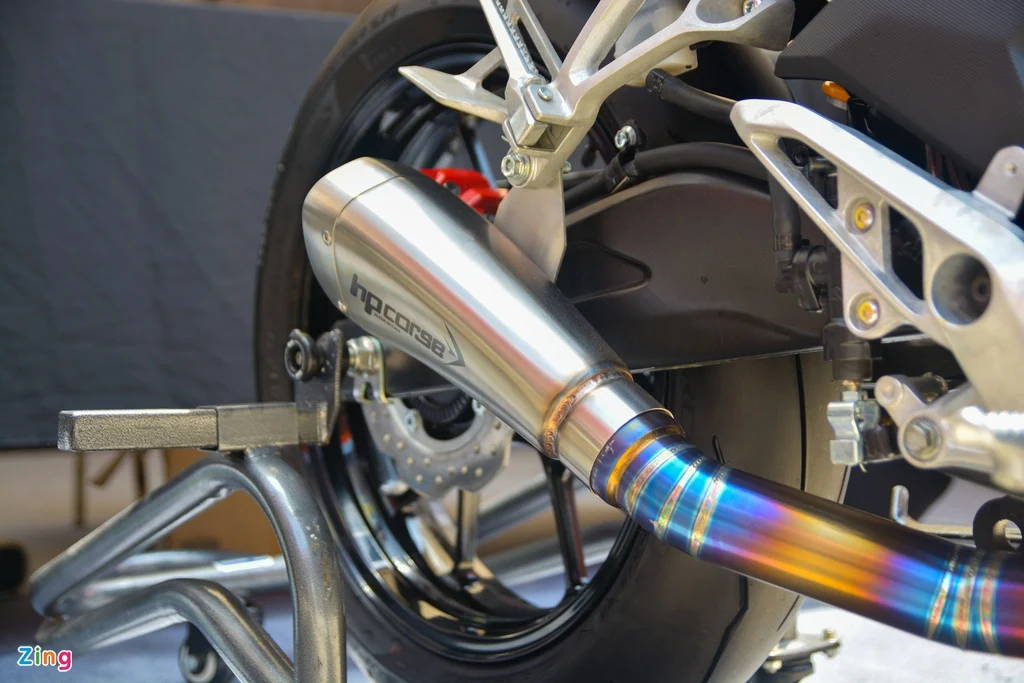 Chi tiết Honda Winner X với dàn chân Honda CB150R Neo Sport Cafe