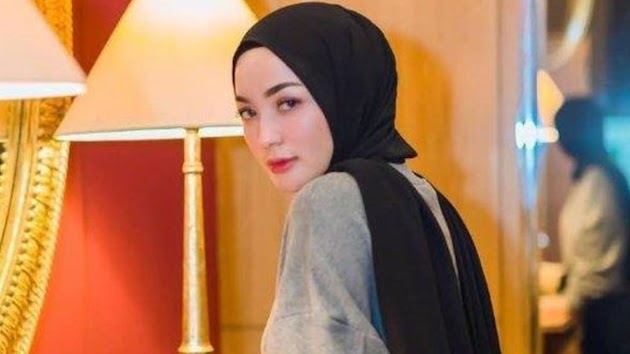 'Insya Allah Husnul Khatimah', Imel Putri Cahyati yang Sudah Menjalani 6 Kali Kemoterapi Mendadak Bagikan Kabar Duka Kehilangan Sosok Ini Usai Berjuang Sembuh dari Sakit