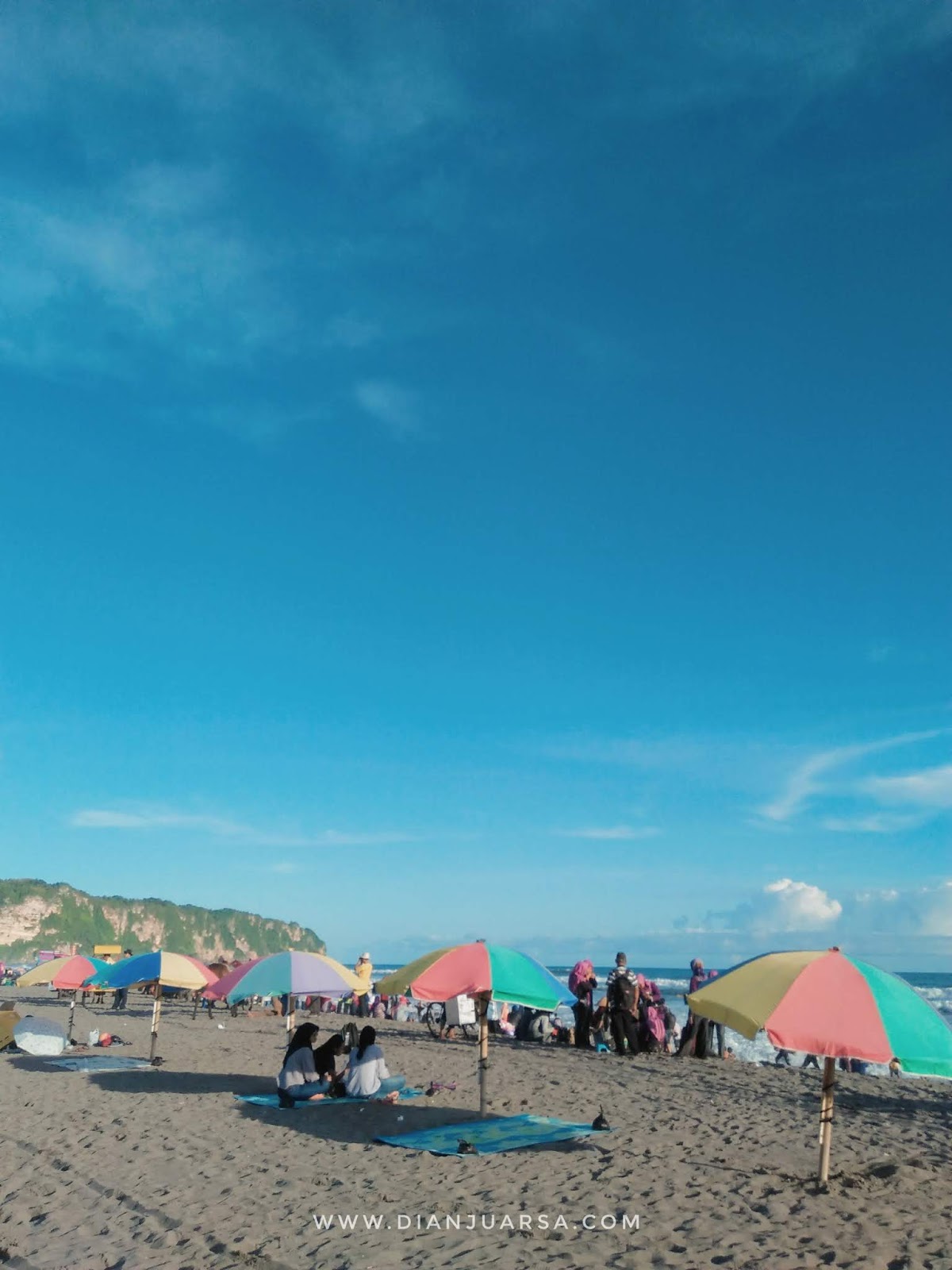 Pantai Parangtritis - Penantian Sunset yang tak kunjung ...
