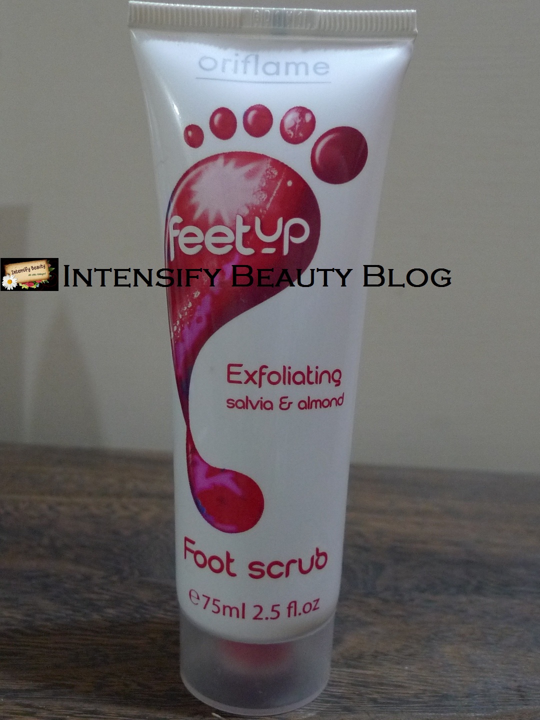 My Pedicure Routine using oriflame feet up range Myra Voices!