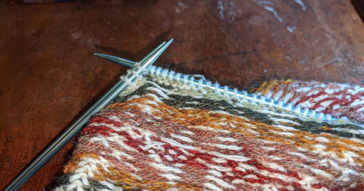 Crafting a Life: Knitting WiP shoulder seams