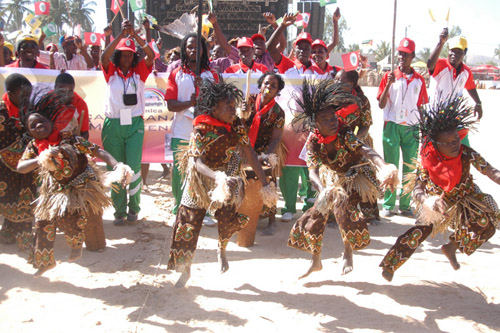 Danças tradicionais de moçambique