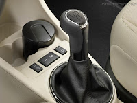 سكودا فابيا 2012