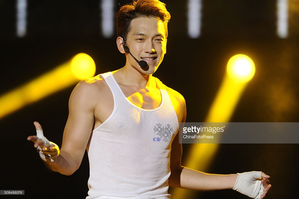 http://1.bp.blogspot.com/-5kMNyJ7j1V4/VqXRQ-vFrGI/AAAAAAABQwU/aCms1XRo-6w/s1600/south-korean-singer-rain-performs-onstage-during-his-concert-the-picture-id506499376.jpg