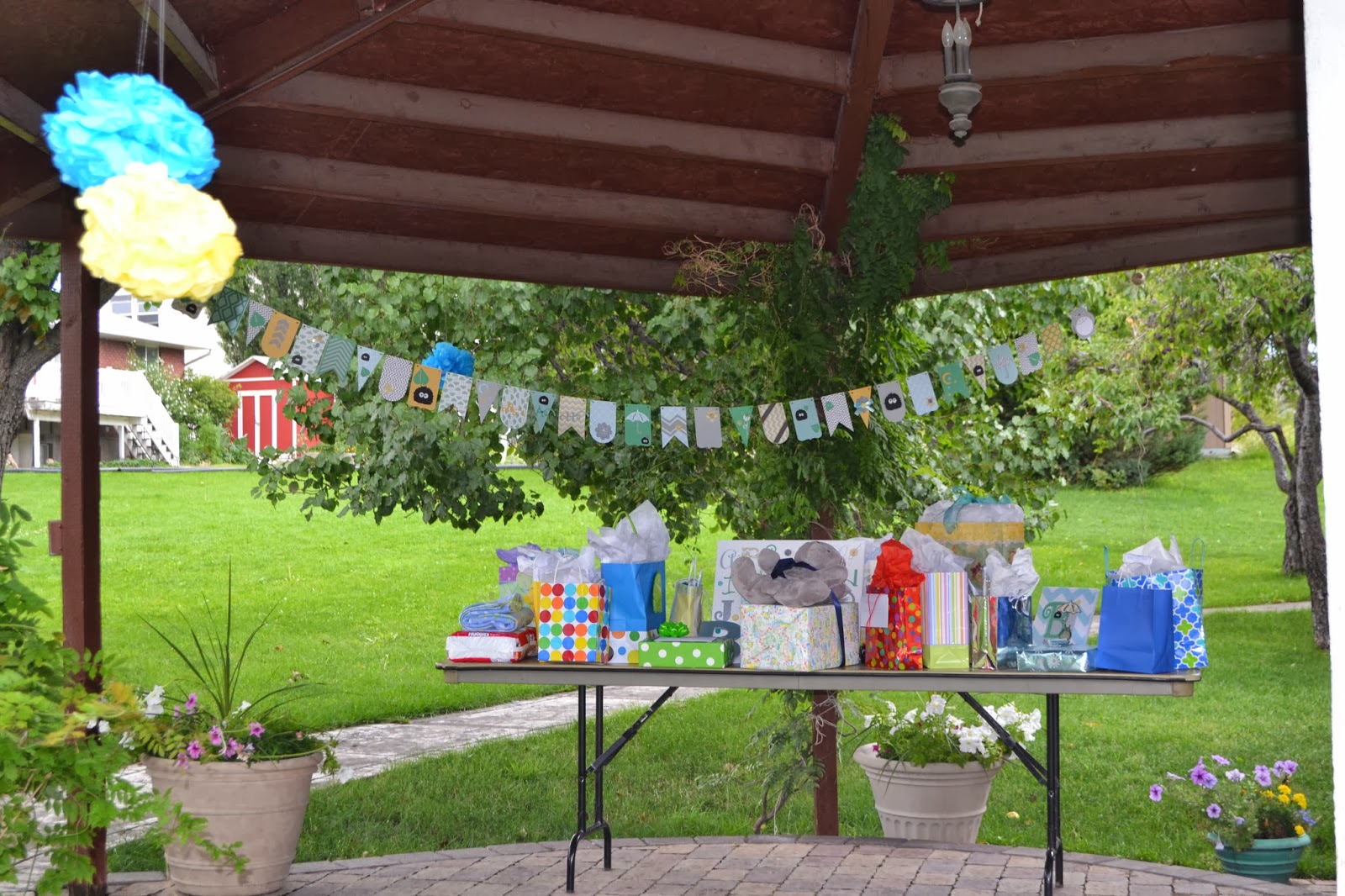 BABY SHOWER GAME DRAWING ON PAPER PLATE baby shower game
