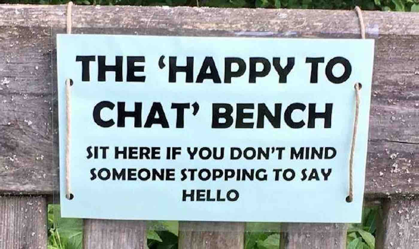 Police Forces Are Designing Public 'Chat Benches' For Strangers To Chat To Fight Social Isolation Police Forces Are Designing Public 'Chat Benches' For Strangers To Chat To Fight Social Isolation