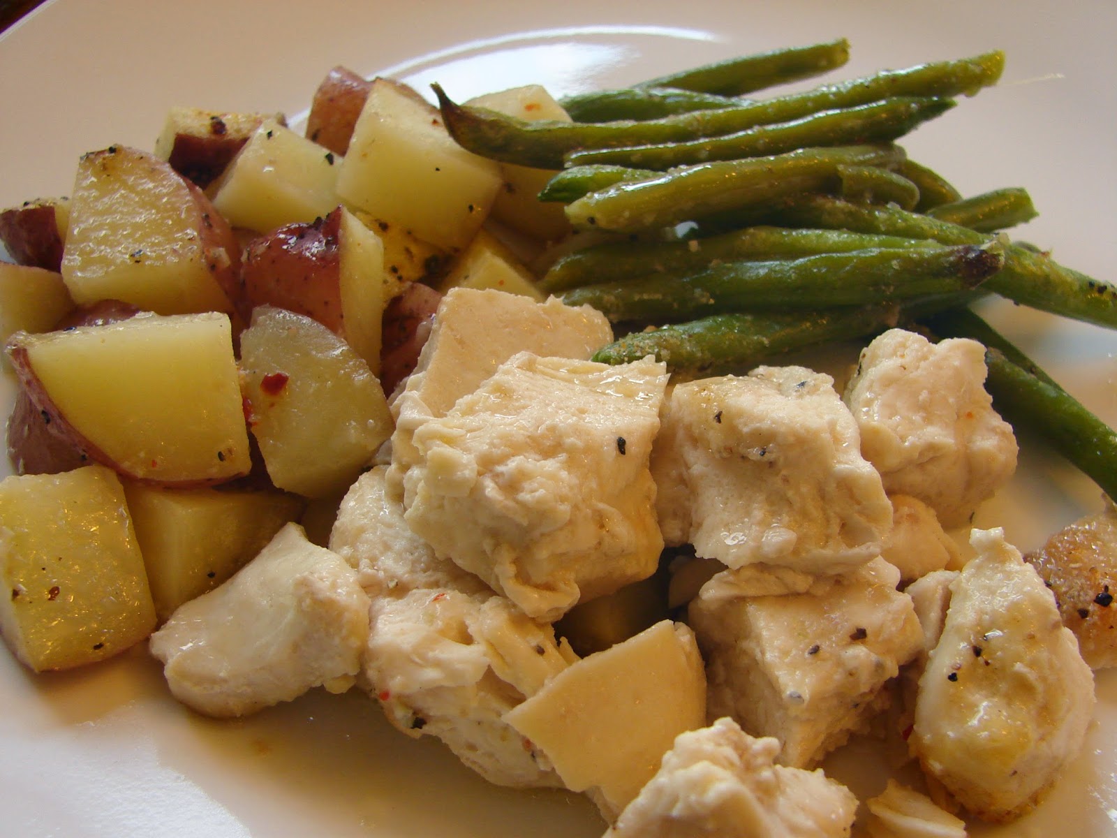 A Bear in the Kitchen One Pan Chicken, Green Beans, and Potatoes
