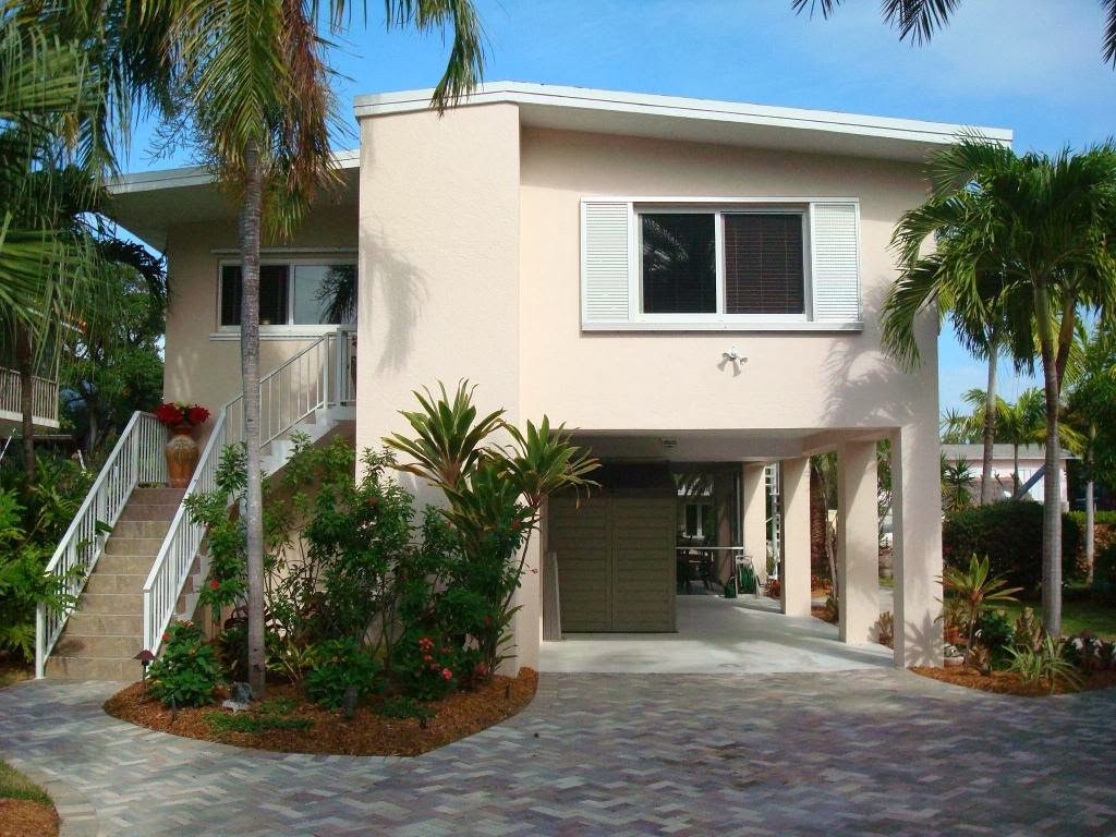 Real Estate in the Florida Keys Canal Front CBS on Plantation Key