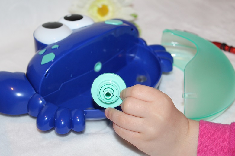 Shop Story, une boutique remplie d’idées cadeaux Le crabe musical à bulles
