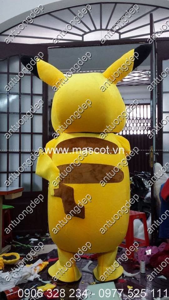 bán mascot pikachu