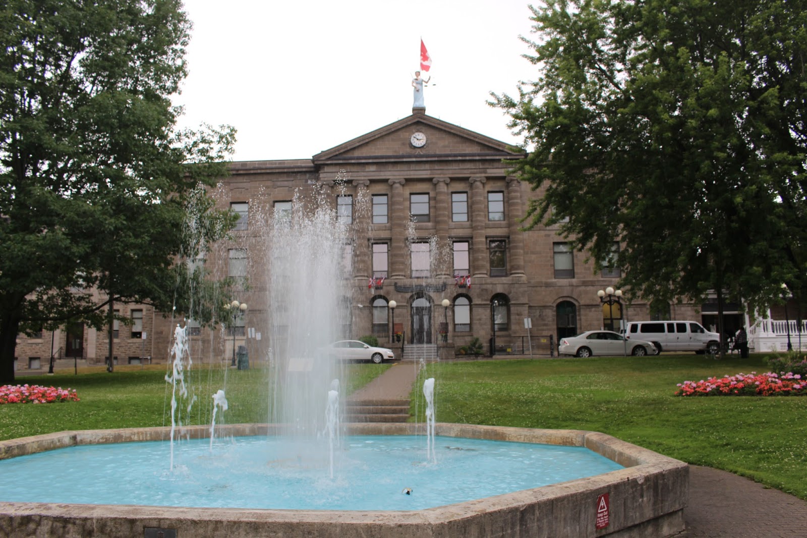 Memorials in Ottawa LeedsGrenville County Court House