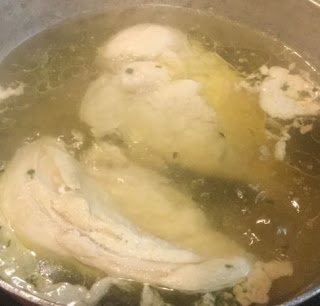 how to boil chicken breasts the healthiest way, grandma’s boiled chicken, step-by-step to boiling chicken, comprehensive guide to boiling chicken, how to boil chicken breasts for easy weeknight meals