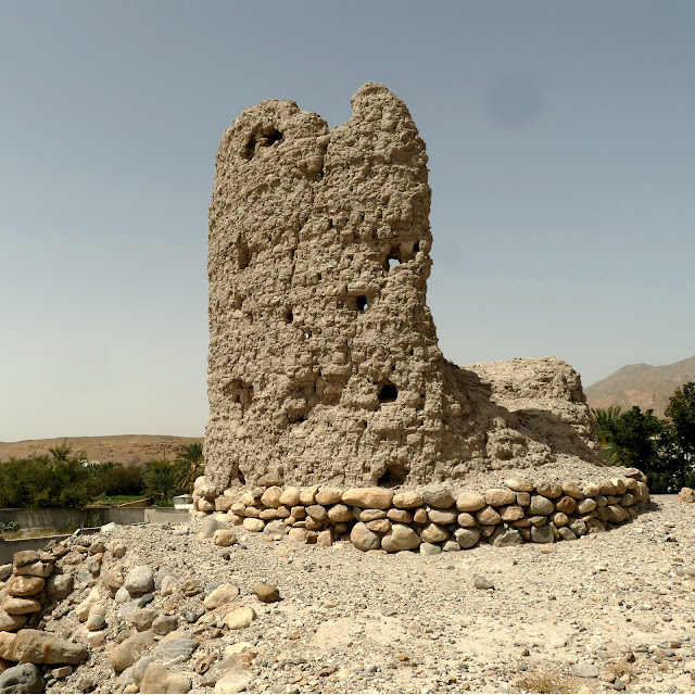 Панасоник и Макита: сверлим дыры в Омане