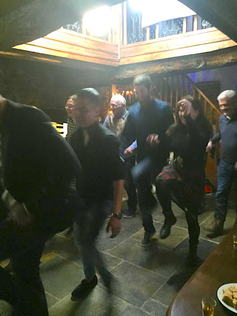 Welcome English burnsdance3