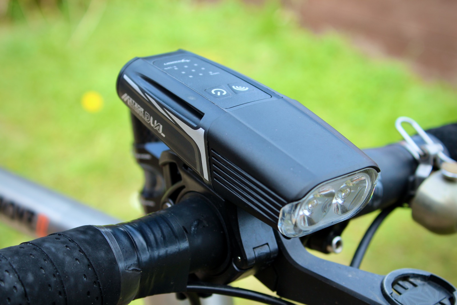 Review Moon Meteor Storm Dual Front Bicycle Light