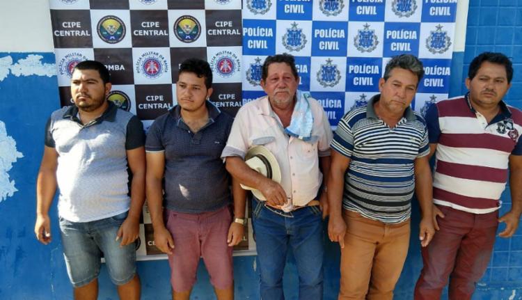 Ciganos são presos com armas e R$ 18 mil no sudoeste da Bahia