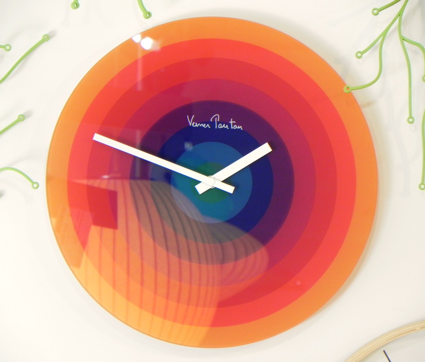 32％割引『5年保証』 【ヴェルナー・パントン】Verner Panton Wall Clock 掛時計/柱時計 インテリア小物OTA.ON