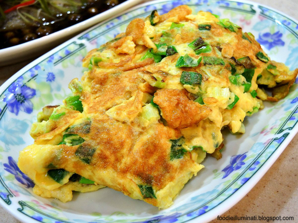 Do Cook's At Home Fried Eggs With Spring Onion