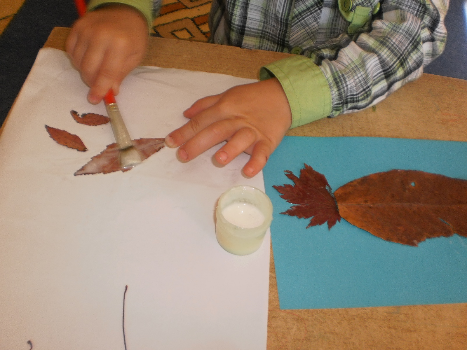 Прдделка с детьми с клеем ПВА 3 года