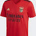 Adidas apresenta as novas camisas do Benfica