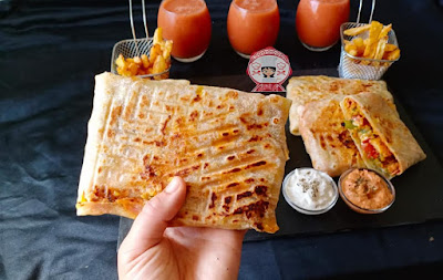 خبز طاكوس بعجين المسمن