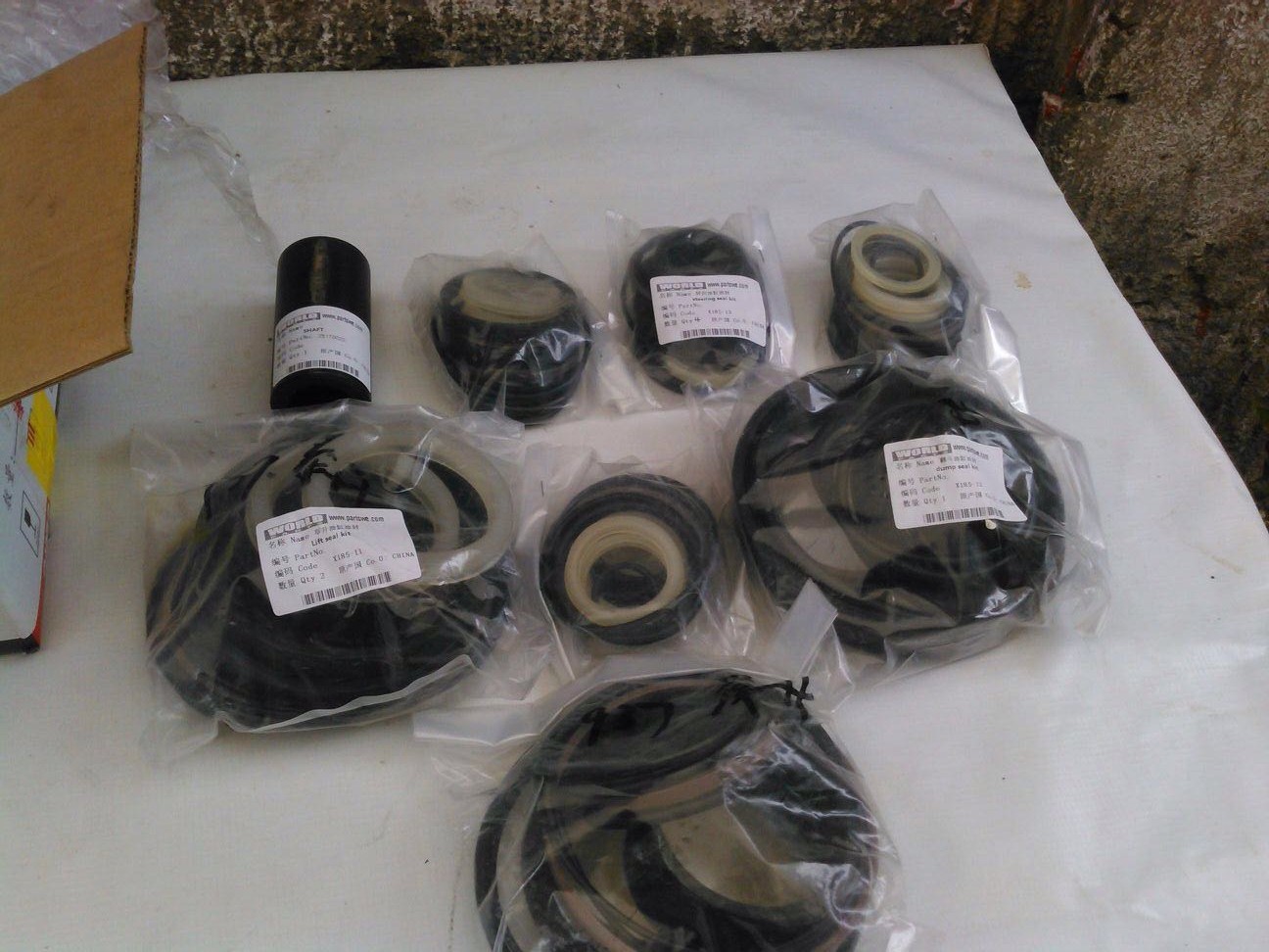 ANUGRAH MAKINDO JAYA SEAL KIT STEERING / SEAL KIT LIFT / SEAL KIT DUMP