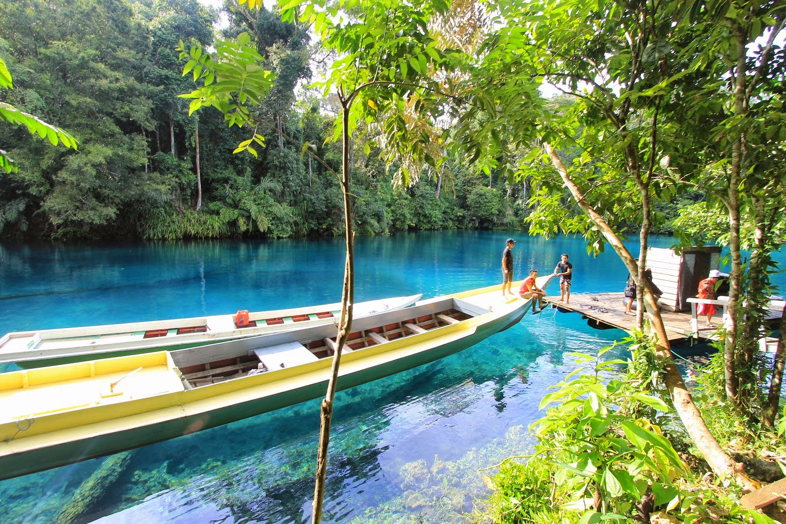 Labuan Cermin - Beutifull Indonesian Lake | Indonesia Traveling
