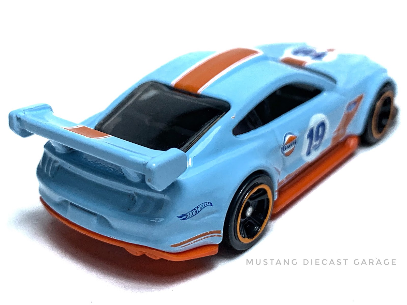 Hot Wheels Custom 18 Ford Mustang GT Series 2019 Muscle Mania (สีฟ้า) 1:64
