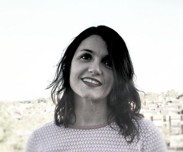 blog del poeta Manuel López Azorín Margarita Otero "Aullada (o la