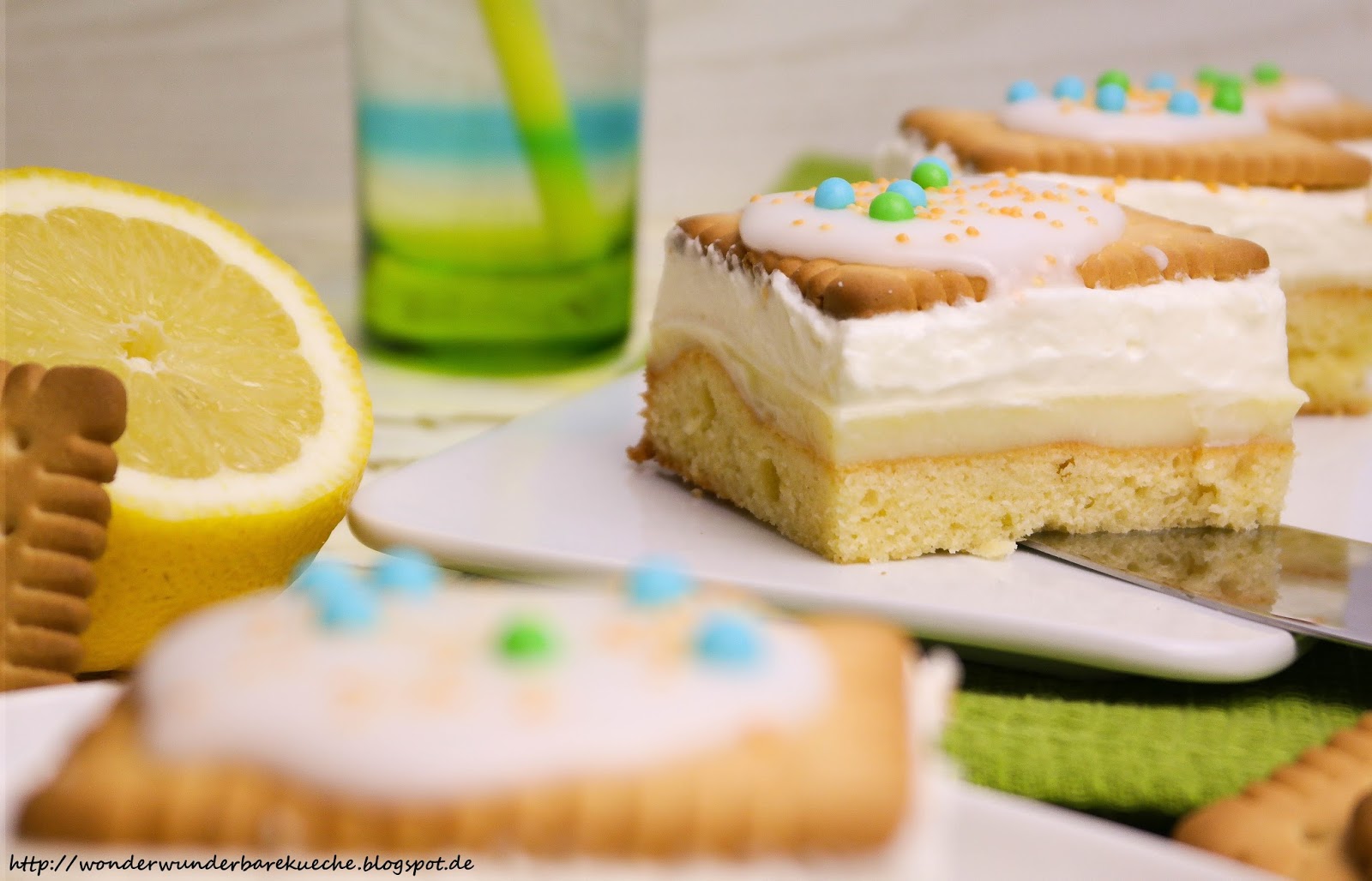 Zitronen-Butterkeks-Kuchen vom Blech