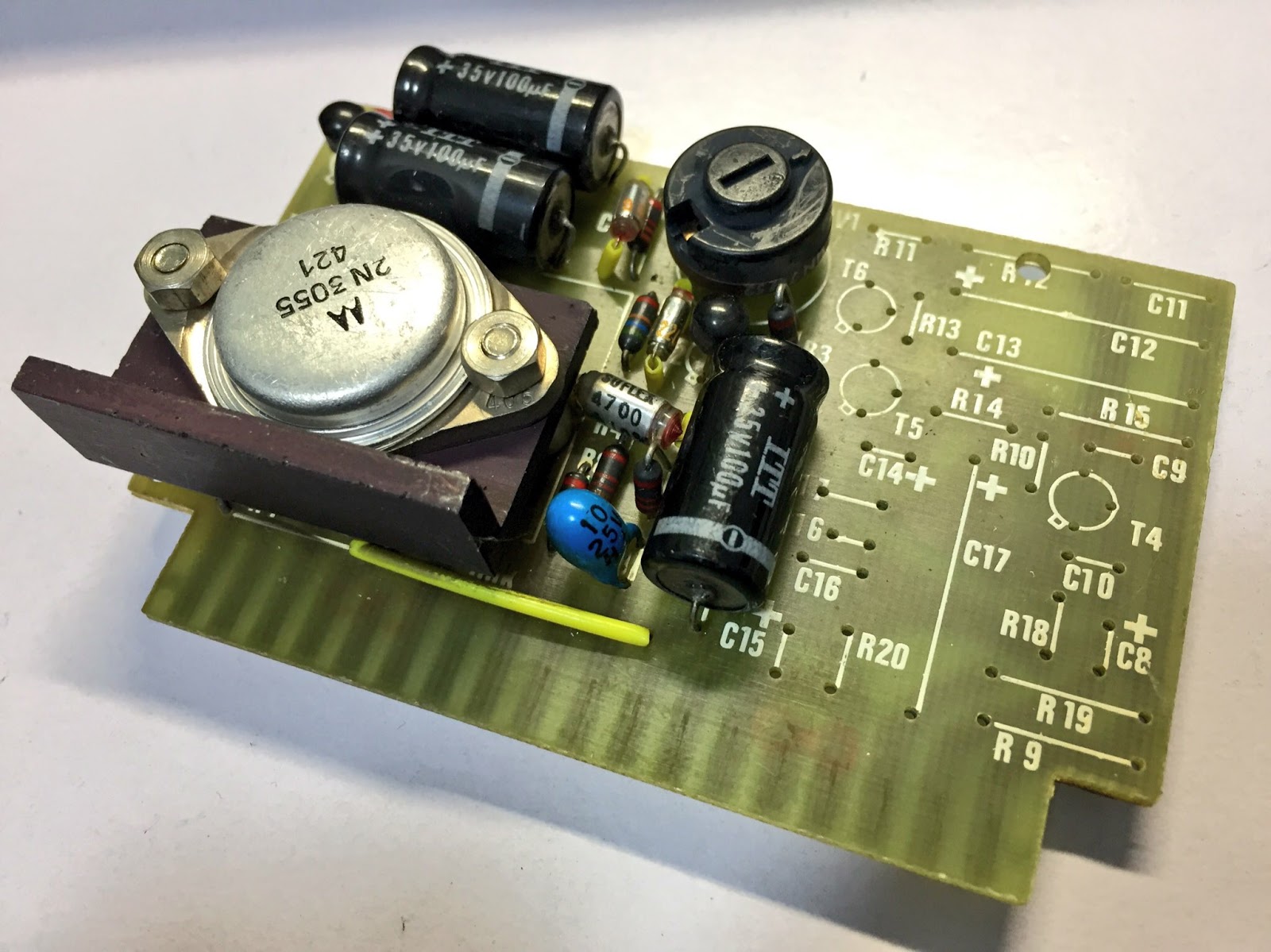 Floatia Designs: 2種類のBA283?