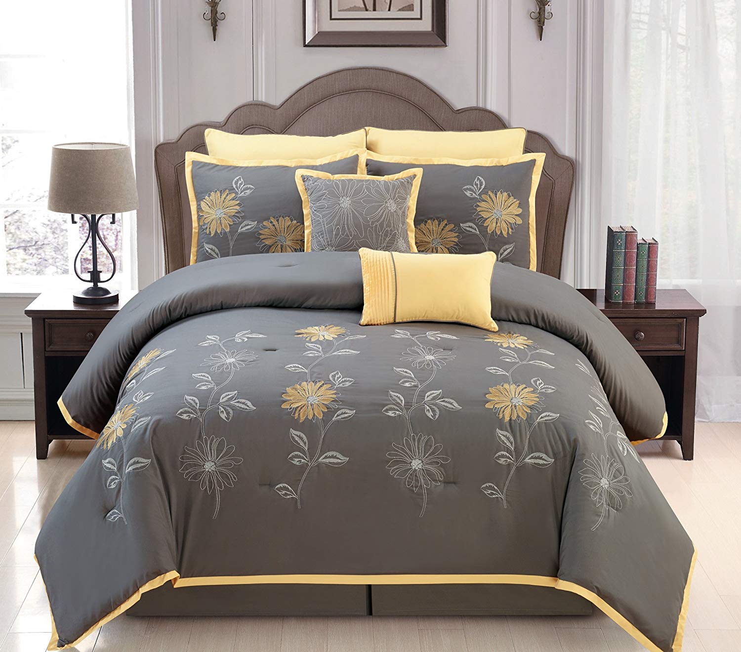 Make Your Sleep Comfortable With Beautify Bedding Sets