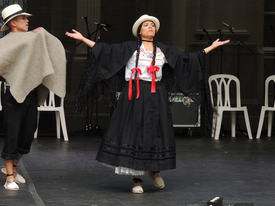Danza tradicional, región Andina TORBELLINO