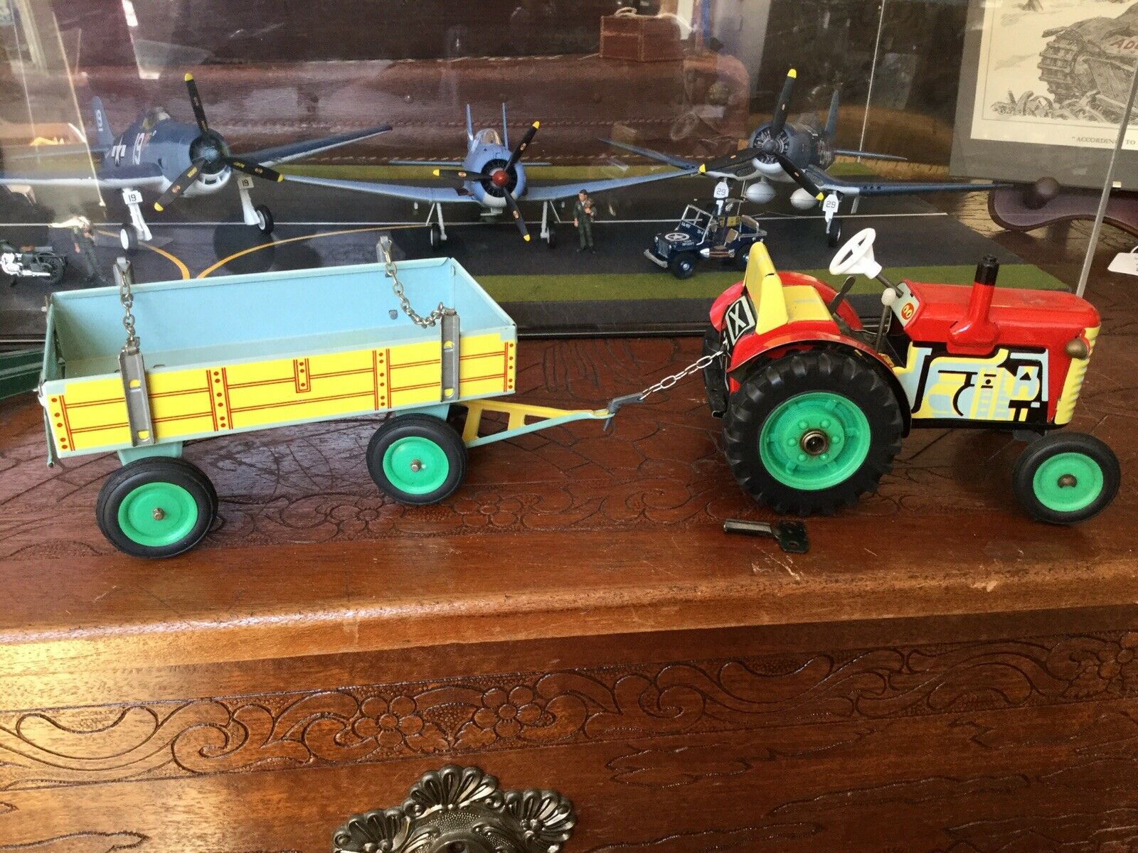 MOONBASE CENTRAL CZECH TIN TRACTOR