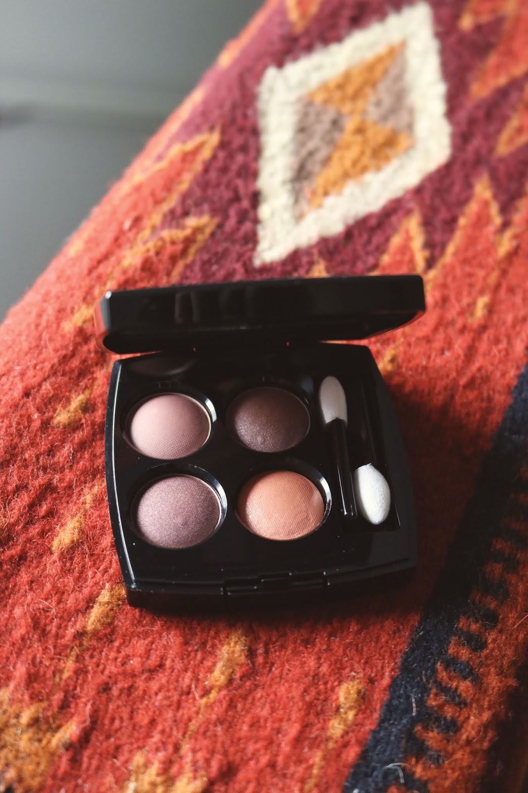 CHANEL Les 4 Ombres Multi-Effect Quadra Eyeshadow: A quick review