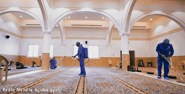 بلدية قصور الساف تقوم بتعقيم المساجد بمعقّم من صنع محلي وهو الأوّل من نوعه في تونس بلدية قصور الساف تقوم بتعقيم المساجد بمعقّم من صنع محلي وهو الأوّل من نوعه في تونس