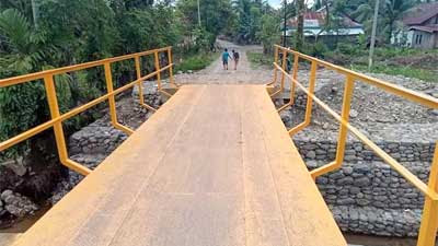 Jembatan di Nagari Binjai Tapan Sudah Bisa Dilewati Kendaraan
